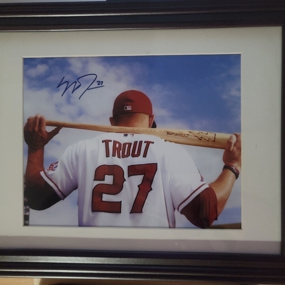 Framed Mike Trout Thunderbolt Autograph Photo Print - California Angles - Picture 4 of 8